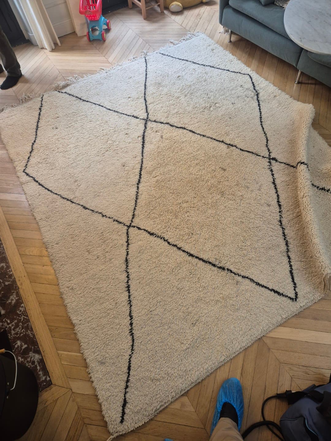 Tapis berbère en laine - Avant nettoyage